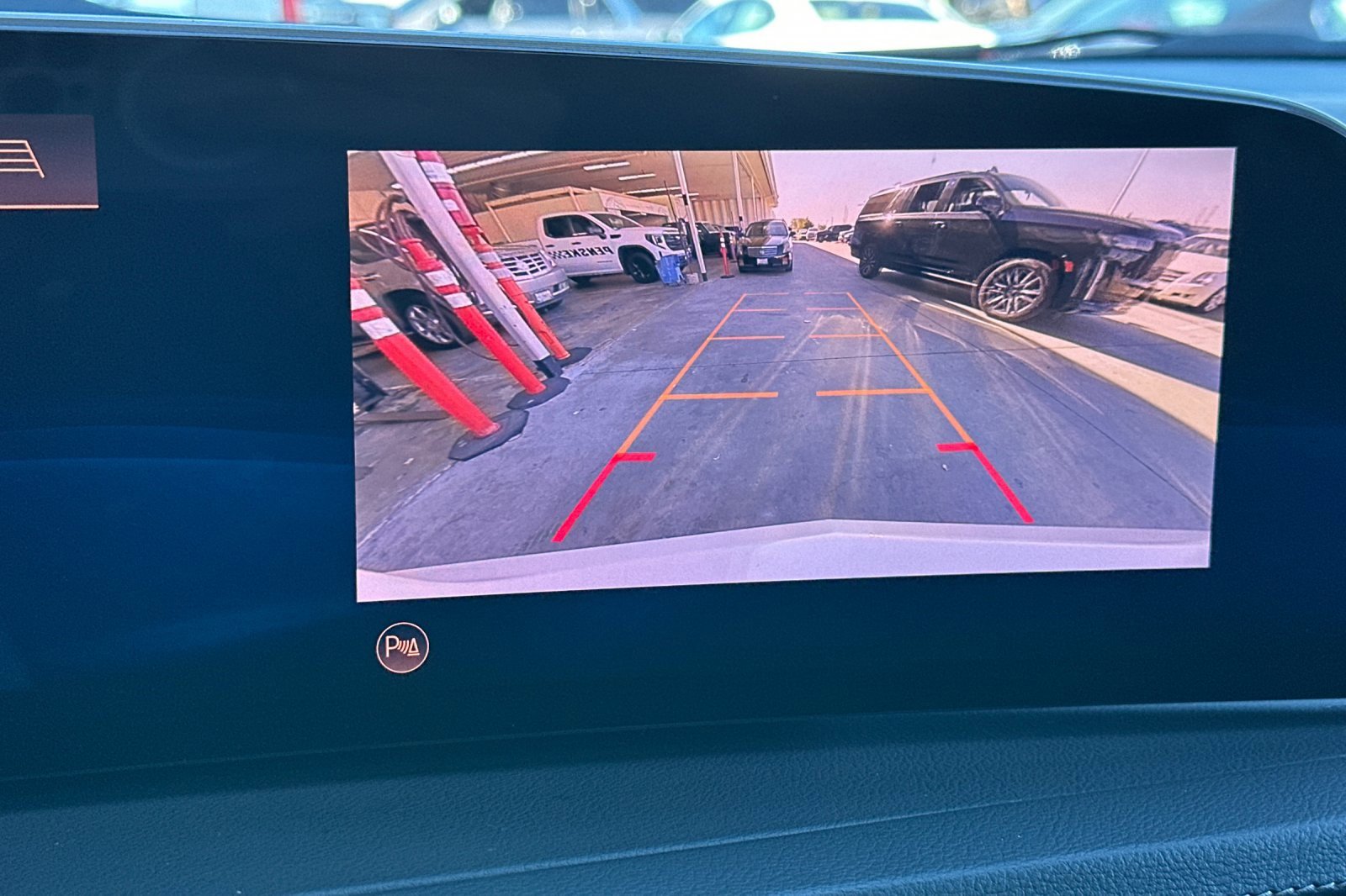 Used 2024 Cadillac XT4 Premium Luxury image 26