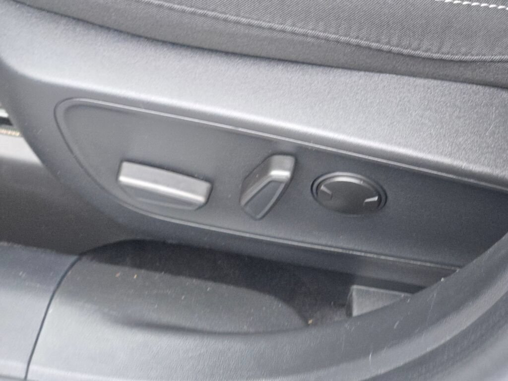 Used 2024 Ford Escape Active AWD/4WD image 26