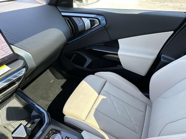 New 2026 BMW X3 xDrive30i w/ Premium Package AWD/4WD image 18