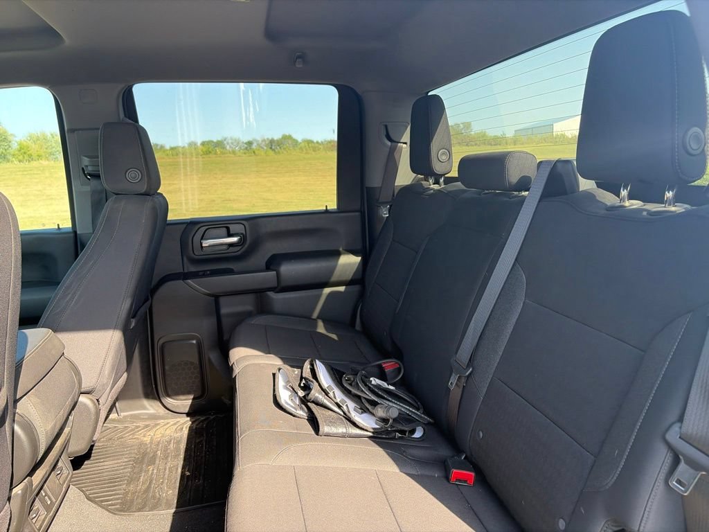 Used 2025 Chevrolet Silverado 2500 Custom w/ Custom Value Package AWD/4WD image 6