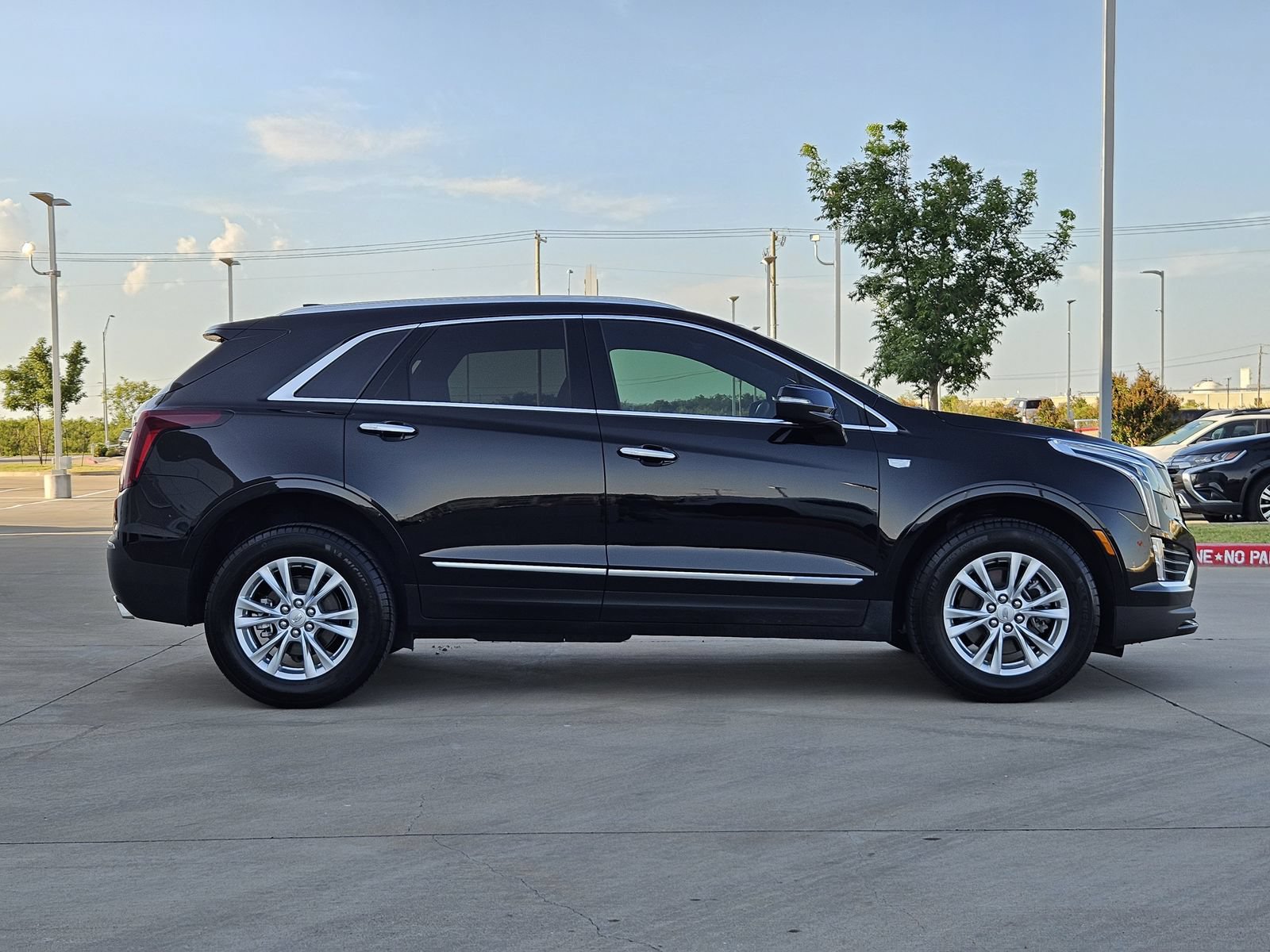 New 2026 Cadillac XT5 Luxury AWD/4WD image 7