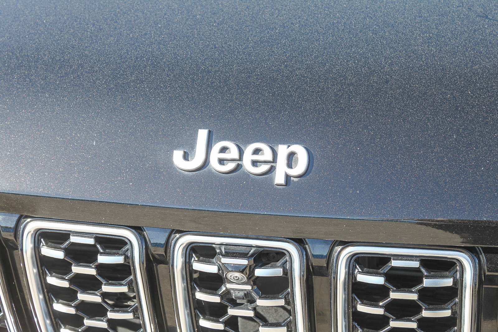 Used 2023 Jeep Grand Cherokee Summit w/ Luxury Tech Group V image 6