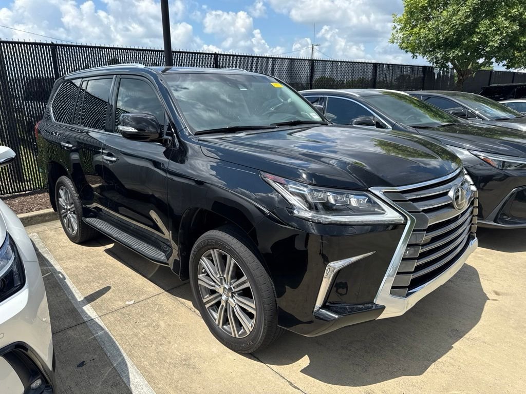 Used 2017 Lexus LX 570 4WD w/ Luxury Package video 2