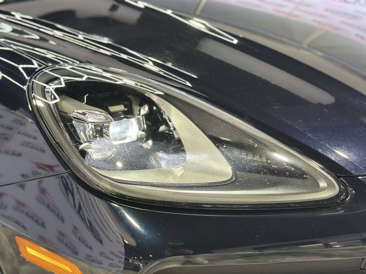 Used 2021 Porsche Cayenne image 32