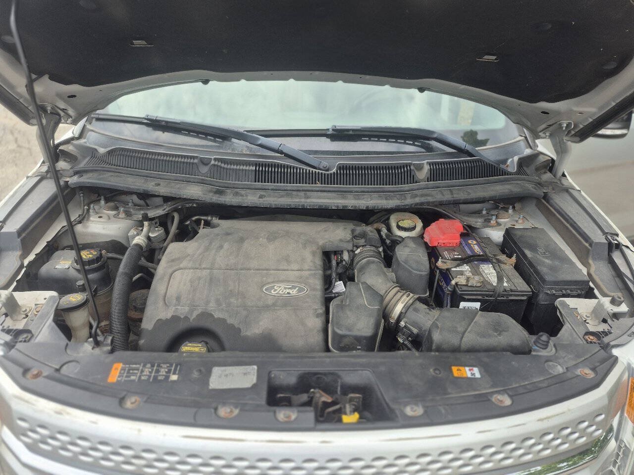 Used 2013 Ford Explorer XLT AWD/4WD image 9