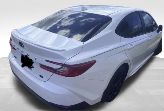 Used 2026 Toyota Camry SE image 2