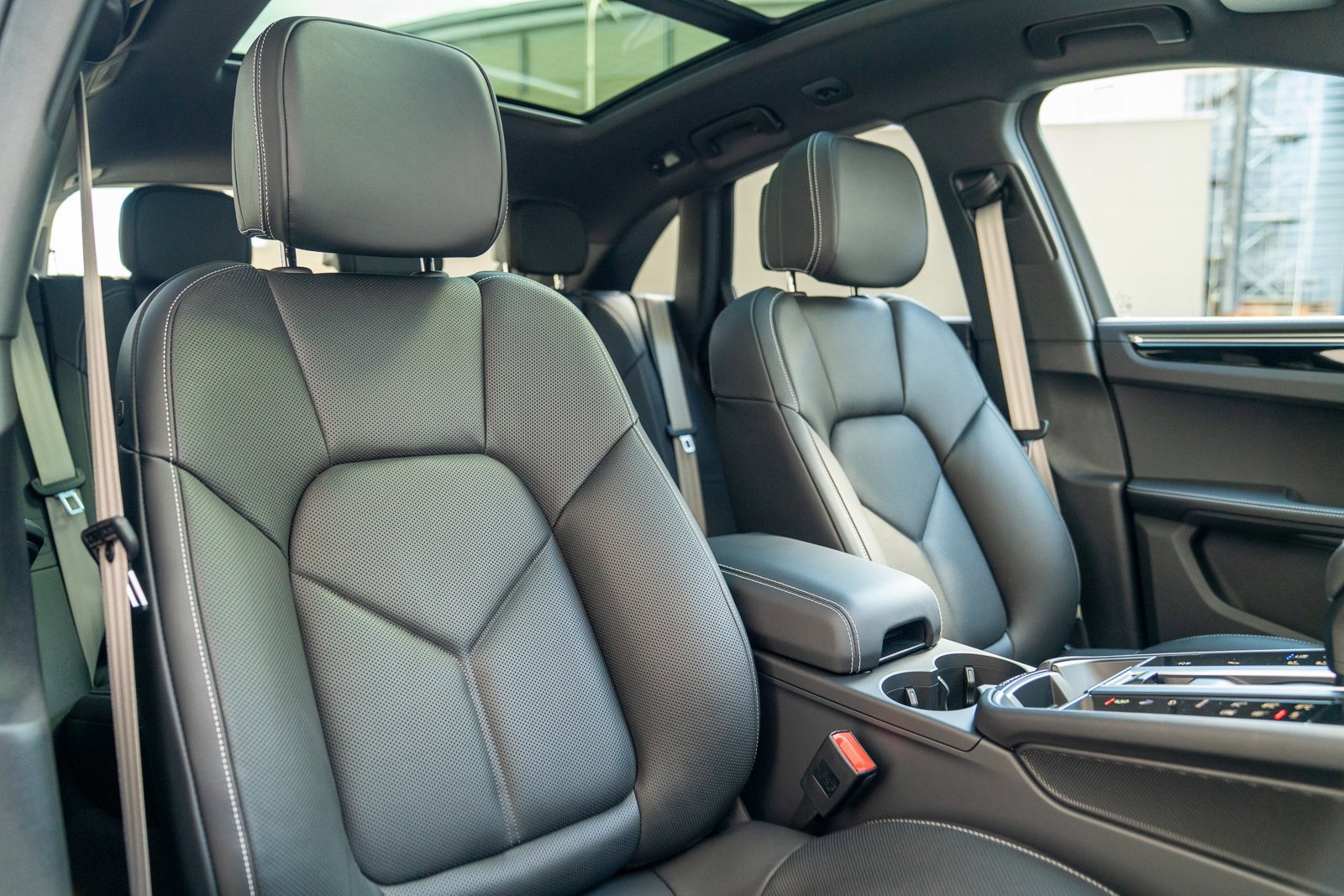 New 2025 Porsche Macan S image 23