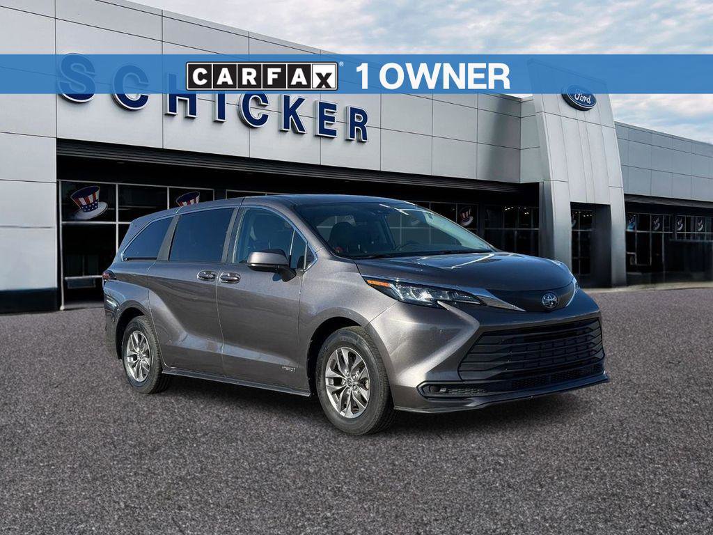 Used 2021 Toyota Sienna LE