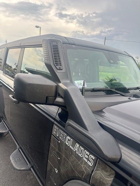 Used 2024 Ford Bronco Everglades AWD/4WD image 16