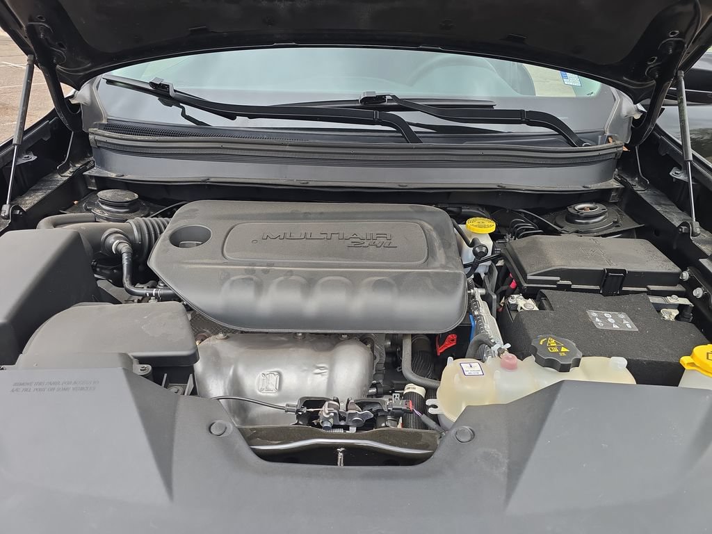 Used 2023 Jeep Cherokee Altitude Lux AWD/4WD image 23