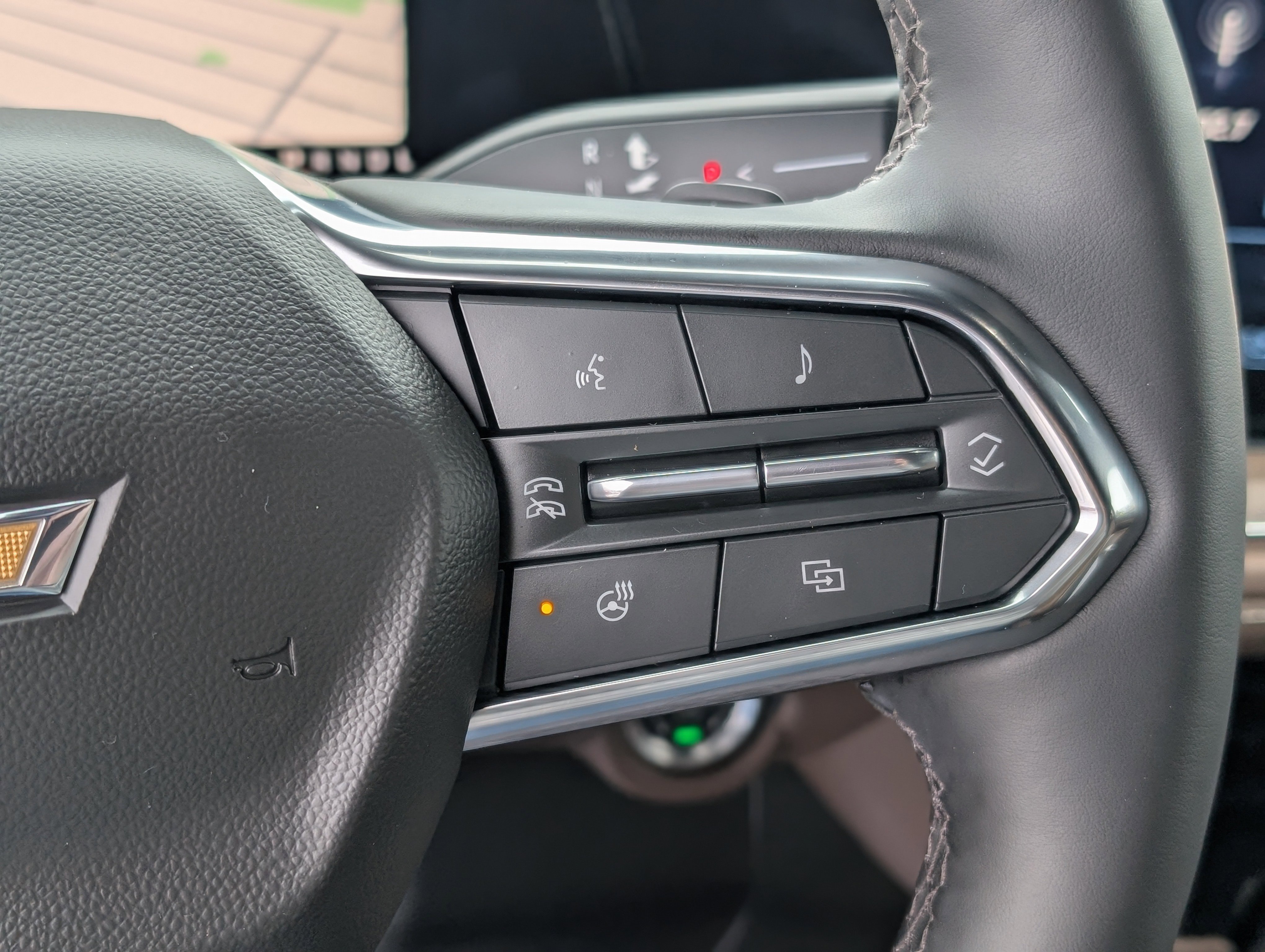 Used 2025 Chevrolet Tahoe High Country image 6