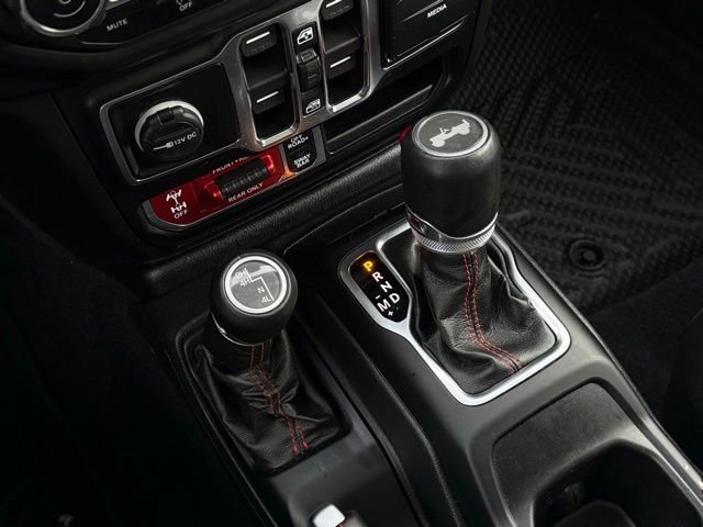 Used 2021 Jeep Wrangler Unlimited Rubicon w/ Dual Top Group image 26