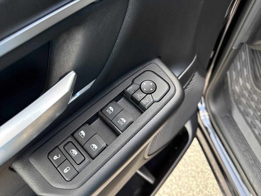 Used 2026 RAM 1500 Big Horn AWD/4WD image 18