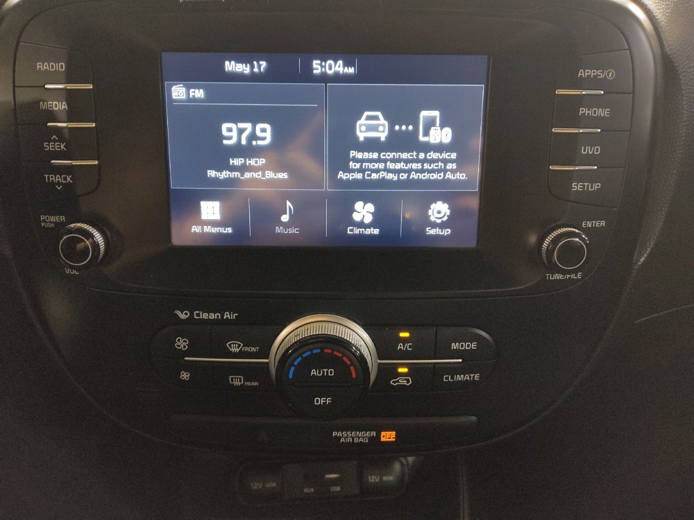 Used 2018 Kia Soul + FWD image 25