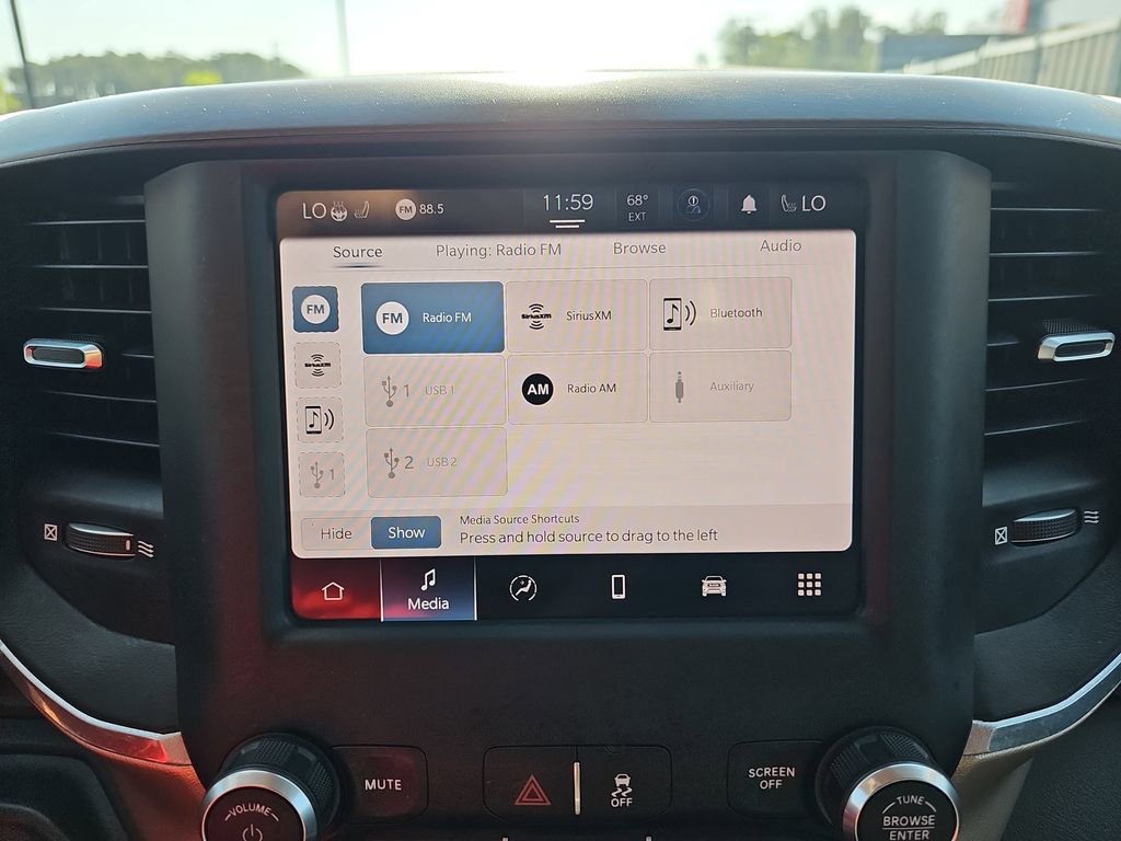 Used 2022 RAM 2500 Laramie w/ Snow Chief Group AWD/4WD image 22