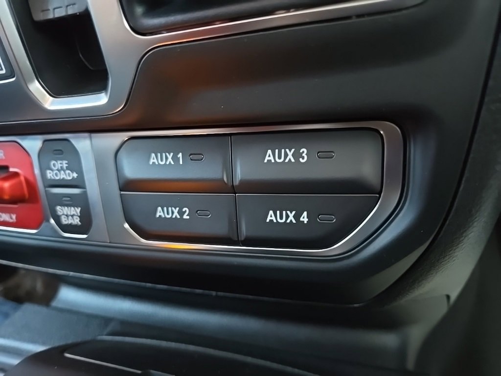 New 2025 Jeep Wrangler Unlimited Rubicon image 61