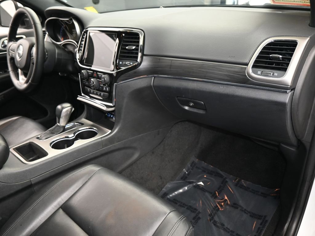 Used 2021 Jeep Grand Cherokee Limited image 45