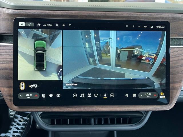 Used 2024 Rivian R1S Adventure image 22