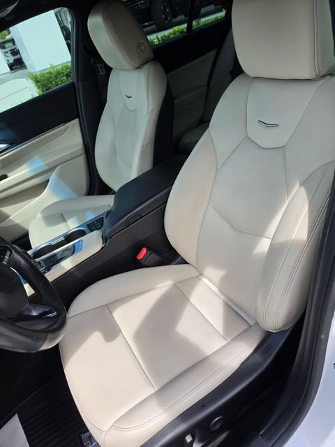 Used 2021 Cadillac CT4 Premium Luxury RWD image 16