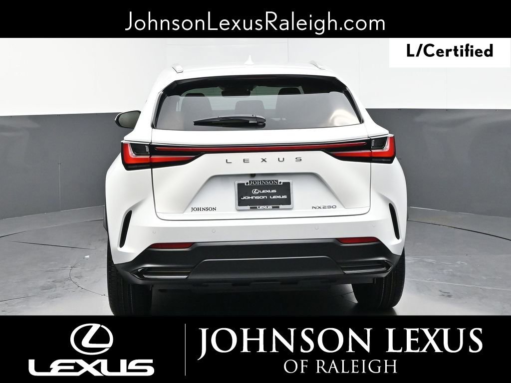 Used 2025 Lexus NX 250 FWD w/ Towing Package (2000 Lbs) image 8