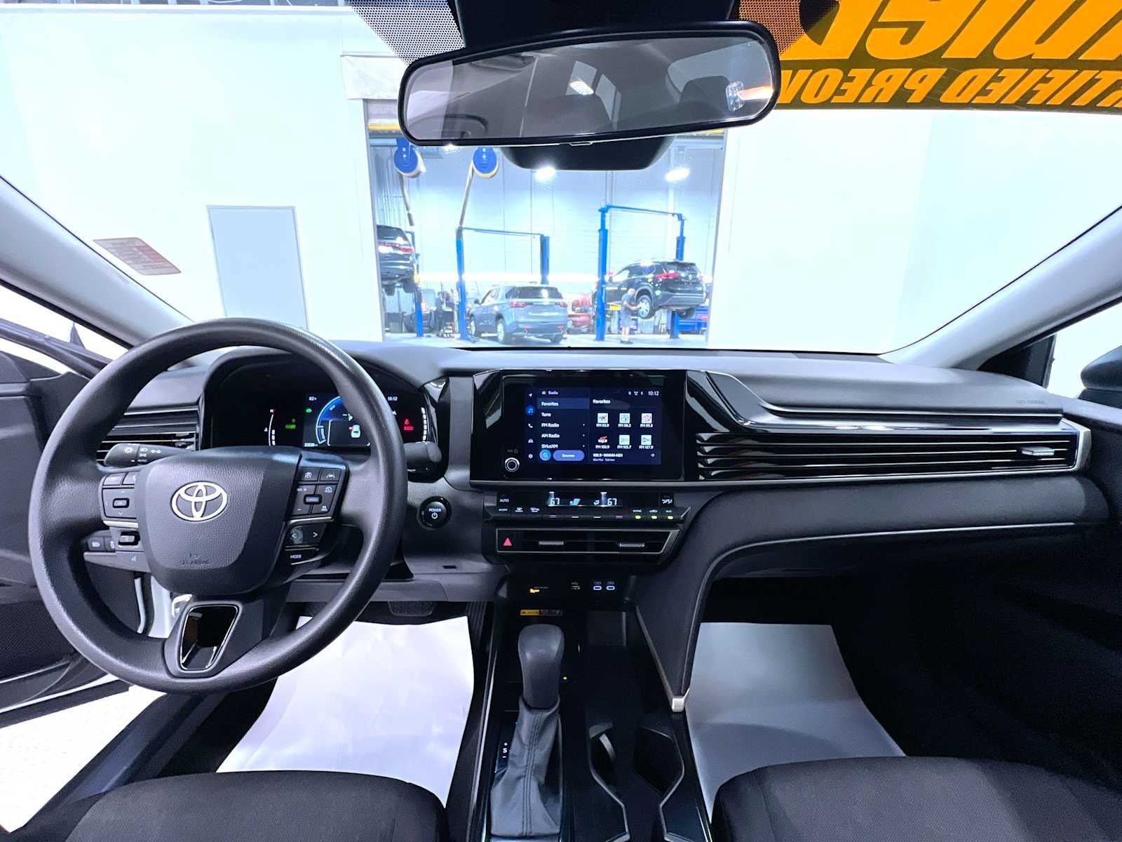 Used 2025 Toyota Camry LE FWD image 23