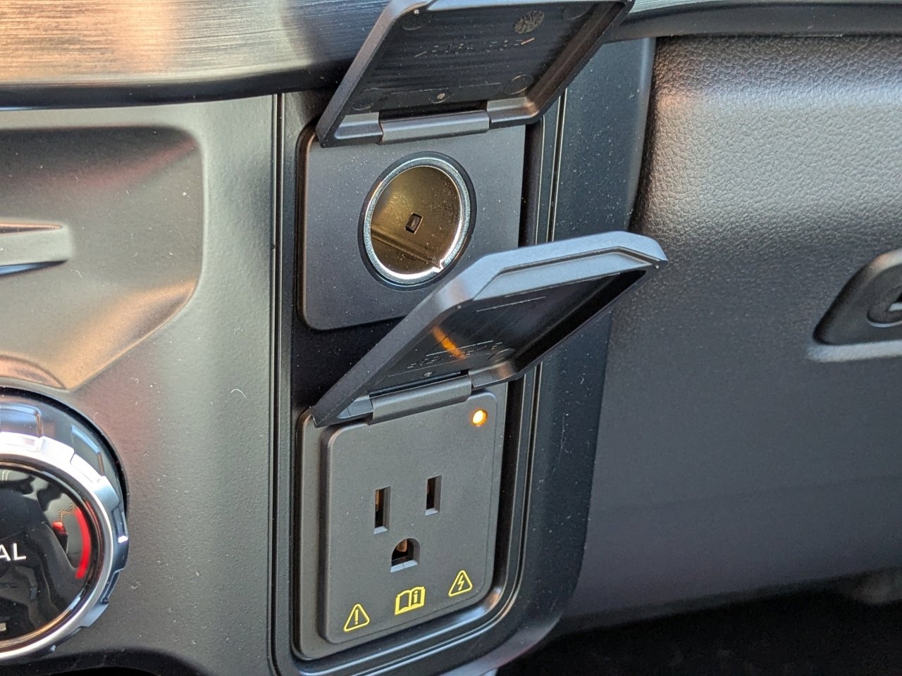 New 2026 Ford F350 Lariat image 30