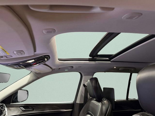 Used 2024 Jeep Grand Cherokee Limited 4xe w/ Luxury Tech Group II image 25