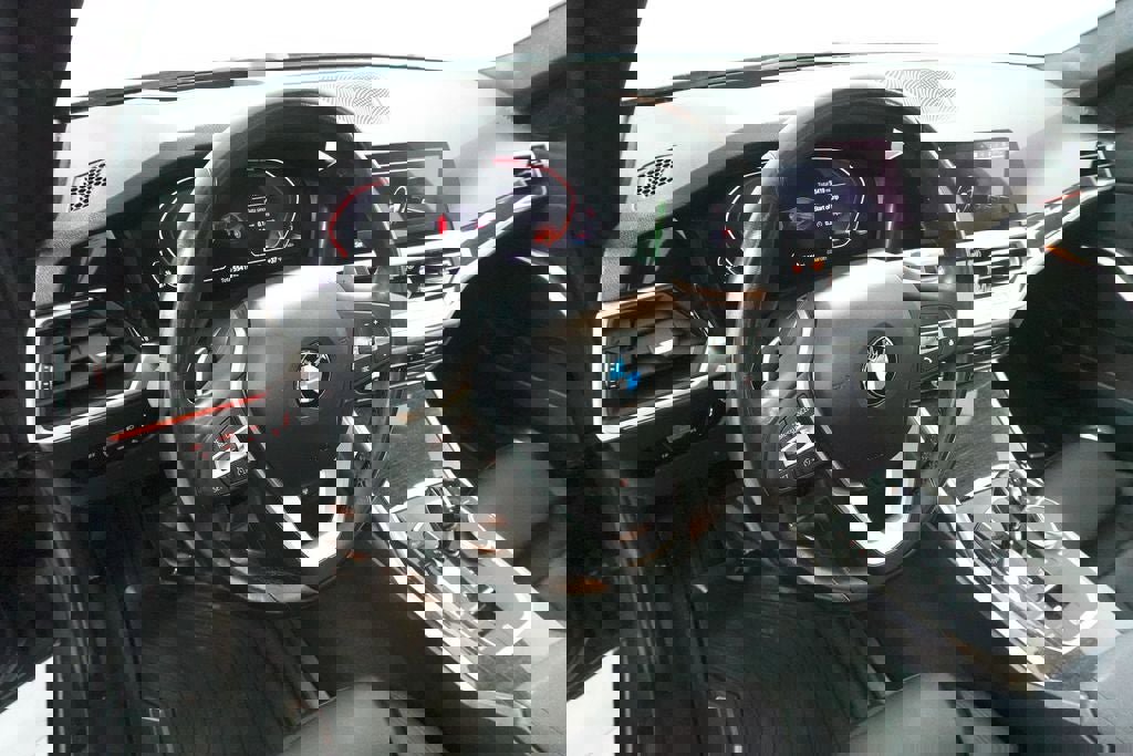 Used 2020 BMW 330i xDrive Sedan w/ Premium Package image 26