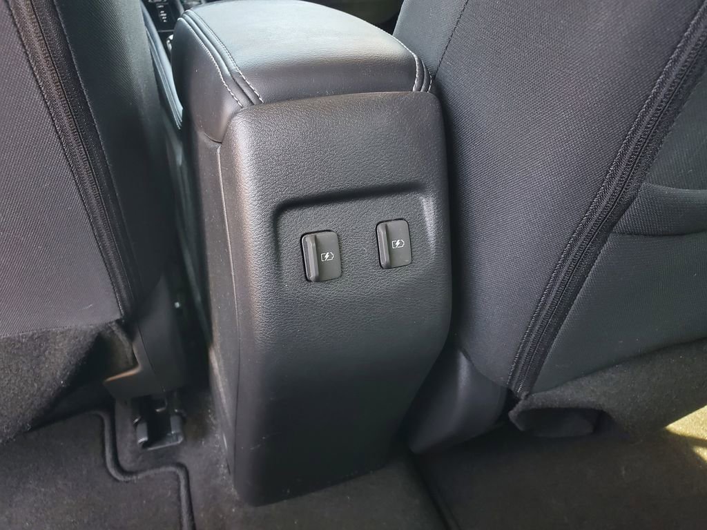 Used 2024 Nissan Kicks SV w/ Interior Electronics Package FWD image 13