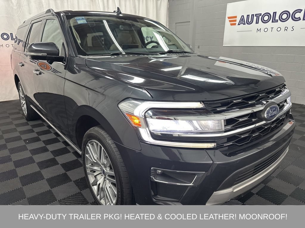 Used 2023 Ford Expedition Max Limited AWD/4WD image 3