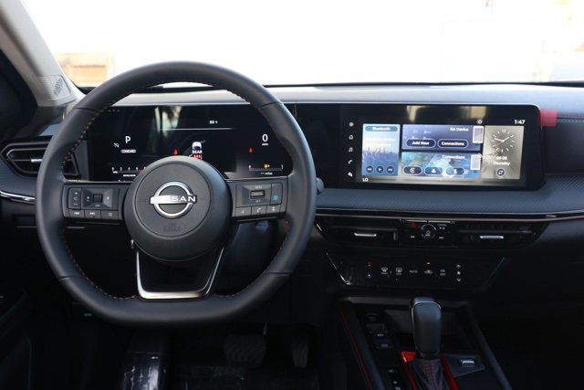 New 2025 Nissan Kicks SR image 22