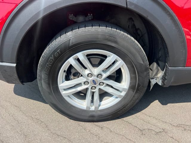 Used 2024 Ford Explorer XLT AWD/4WD image 9