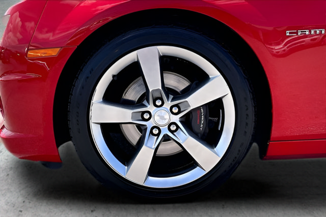 Used 2010 Chevrolet Camaro SS w/ RS Package RWD image 28