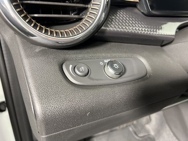 New 2026 Chevrolet Trax ACTIV w/ Driver Confidence Package image 18