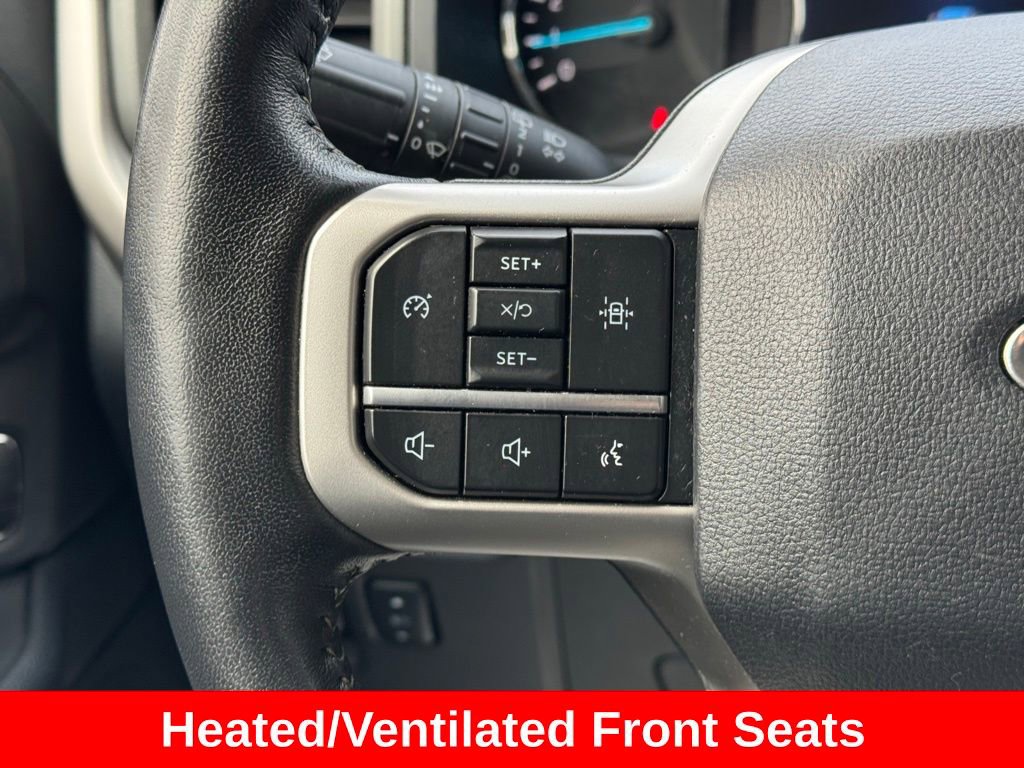 Used 2024 Ford Expedition XLT image 32