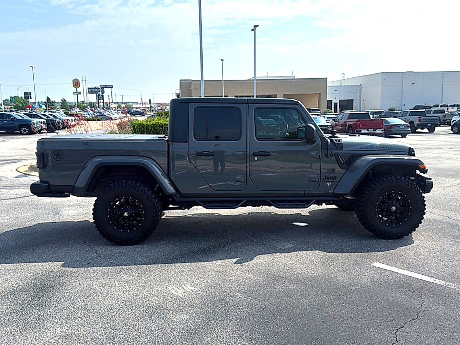 Used 2021 Jeep Gladiator Sport AWD/4WD image 6