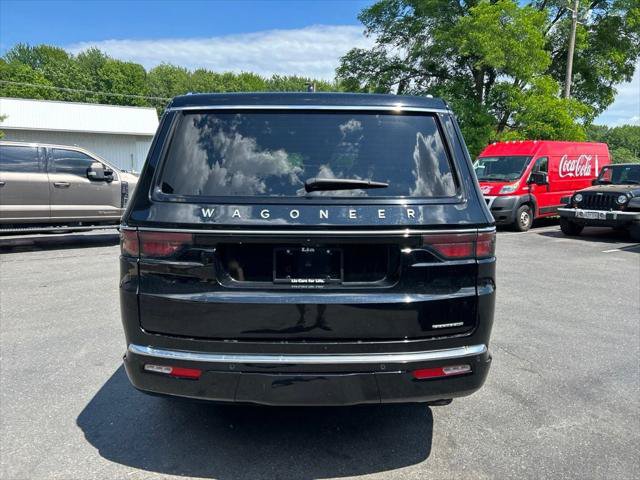 Certified 2024 Jeep Wagoneer Series II AWD/4WD image 5