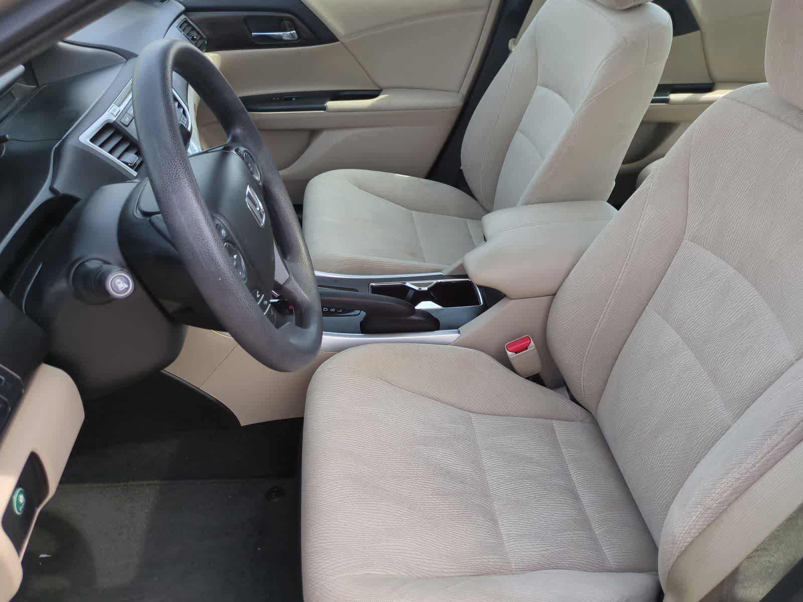 Used 2015 Honda Accord EX image 16