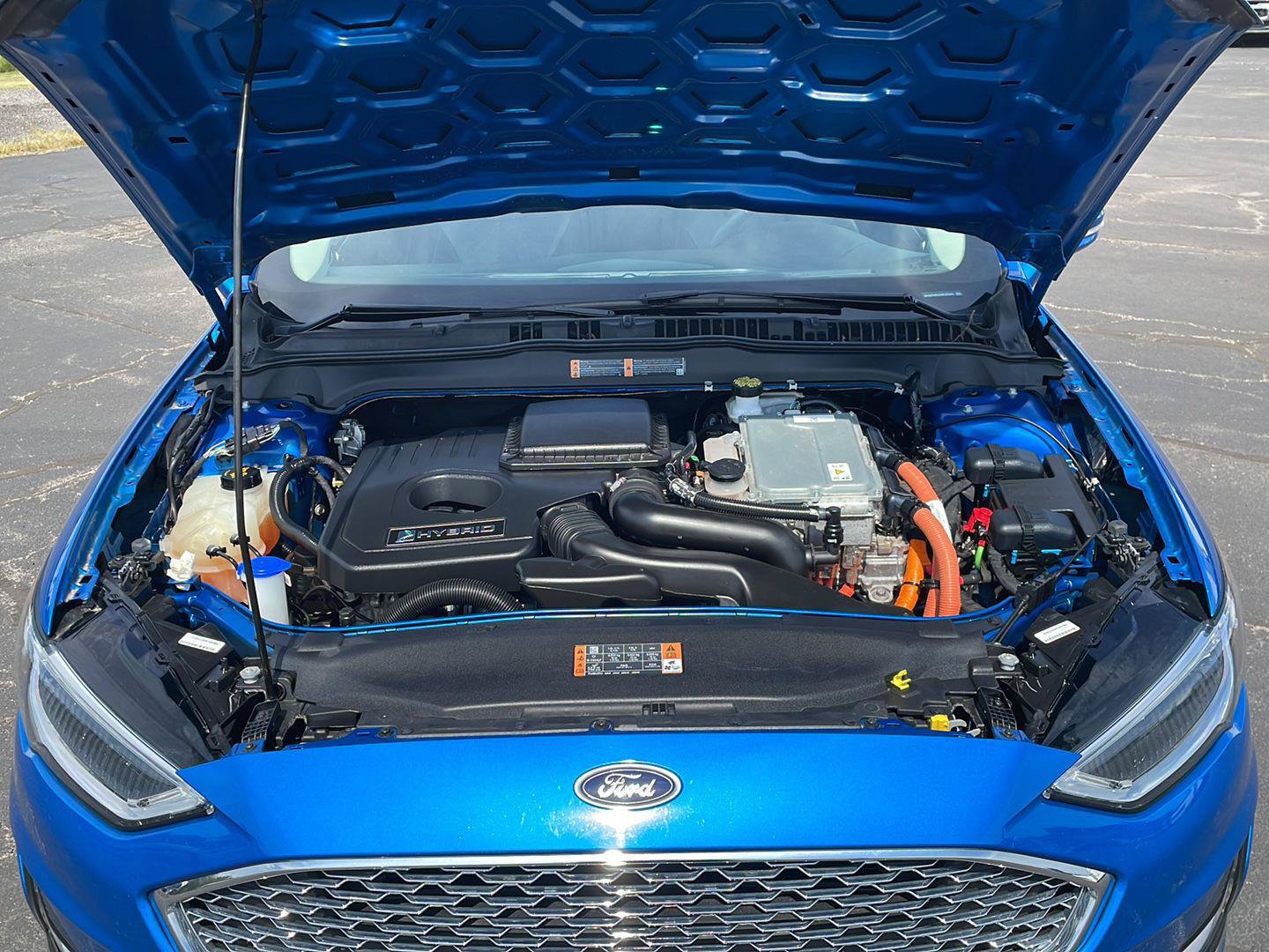 Used 2019 Ford Fusion Titanium FWD image 9