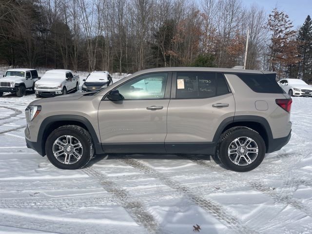 Used 2025 GMC Terrain Elevation image 9