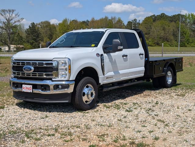 New 2026 Ford F350 XL w/ XL Chrome Package image 2