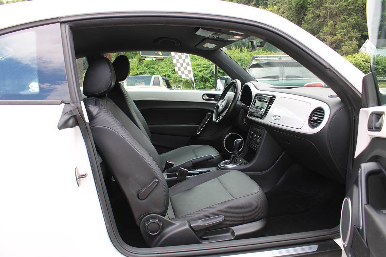 Used 2012 Volkswagen Beetle 2.5 FWD image 30