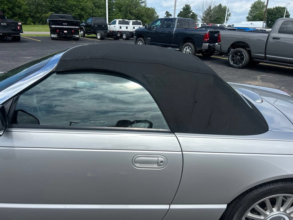 Used 2004 Ford Thunderbird RWD image 5