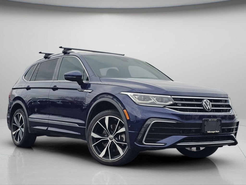 Used 2022 Volkswagen Tiguan SEL R-Line image 2