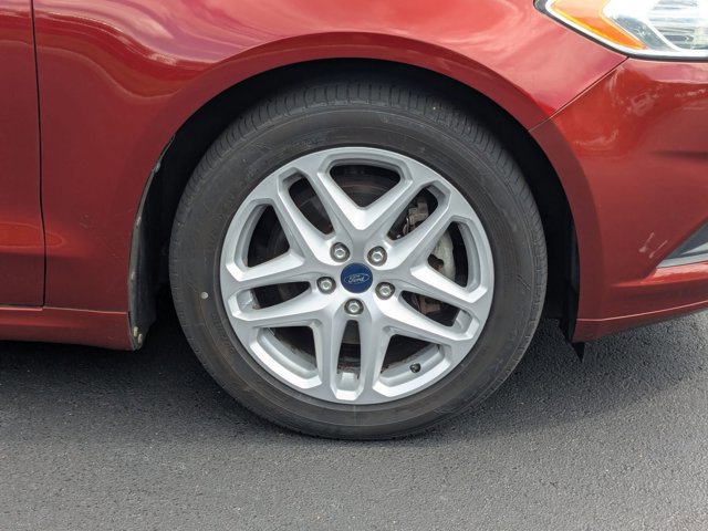 Used 2014 Ford Fusion SE image 19