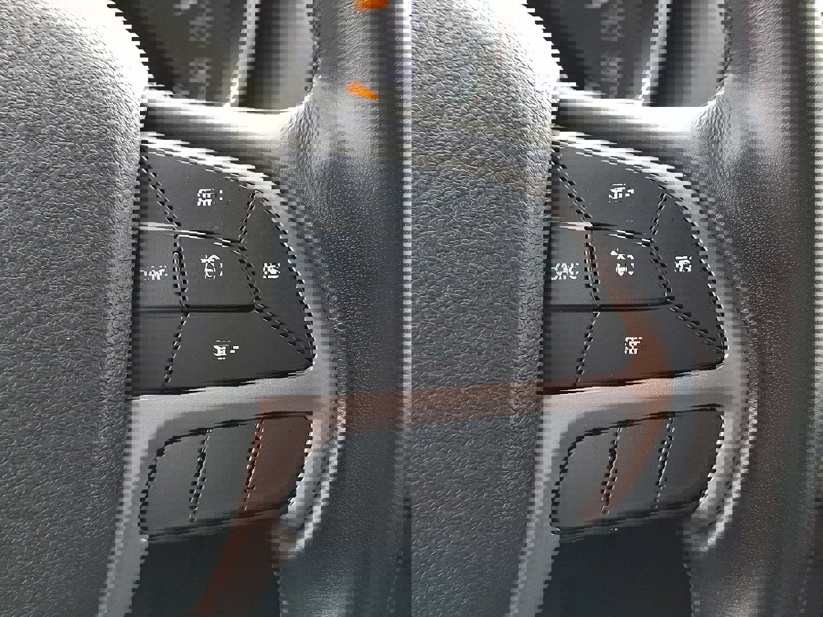 Used 2021 Jeep Grand Cherokee Laredo image 21