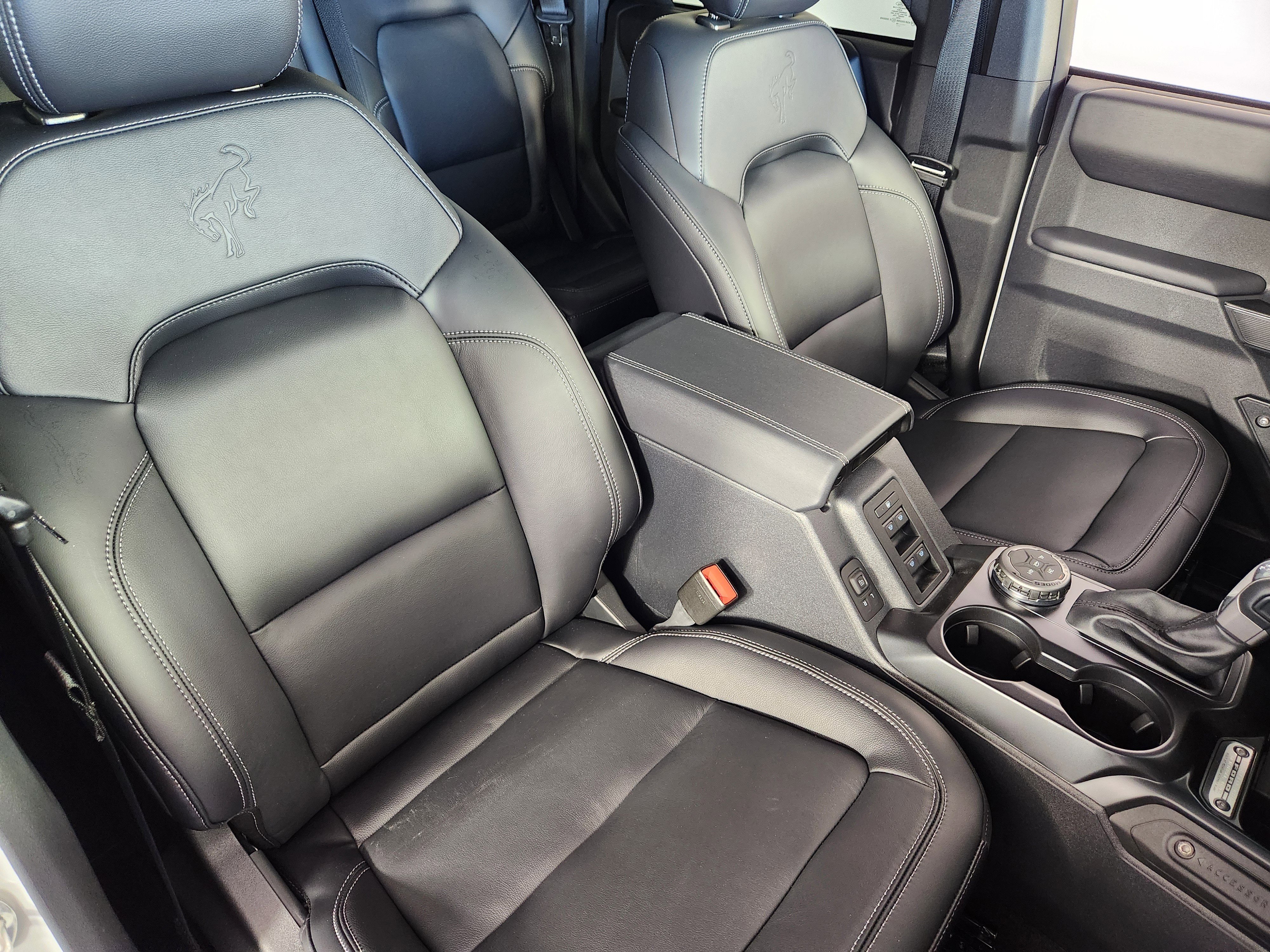 New 2026 Ford Bronco Outer Banks image 10