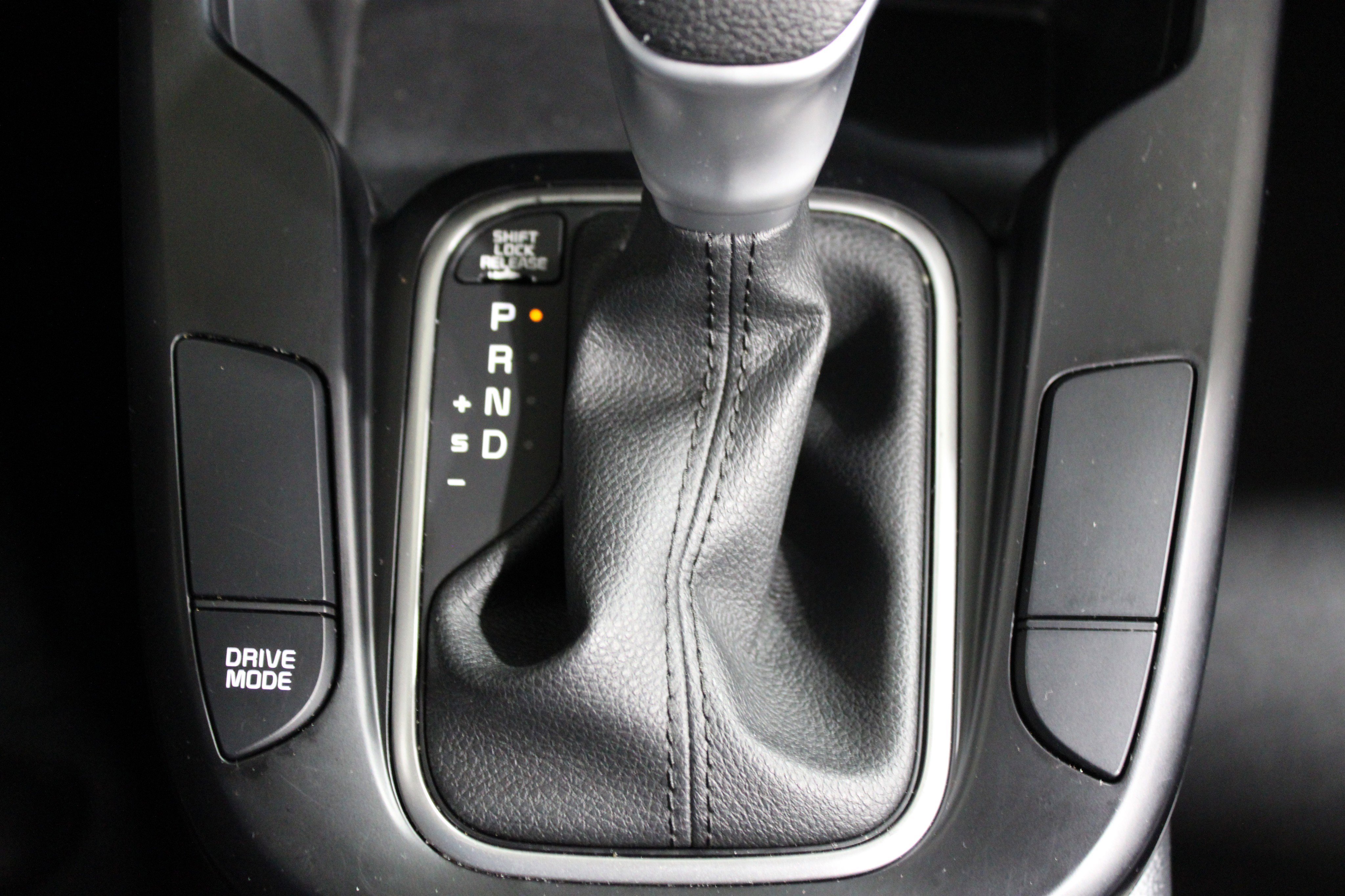 Used 2023 Kia Soul LX w/ Option Group 015 image 16