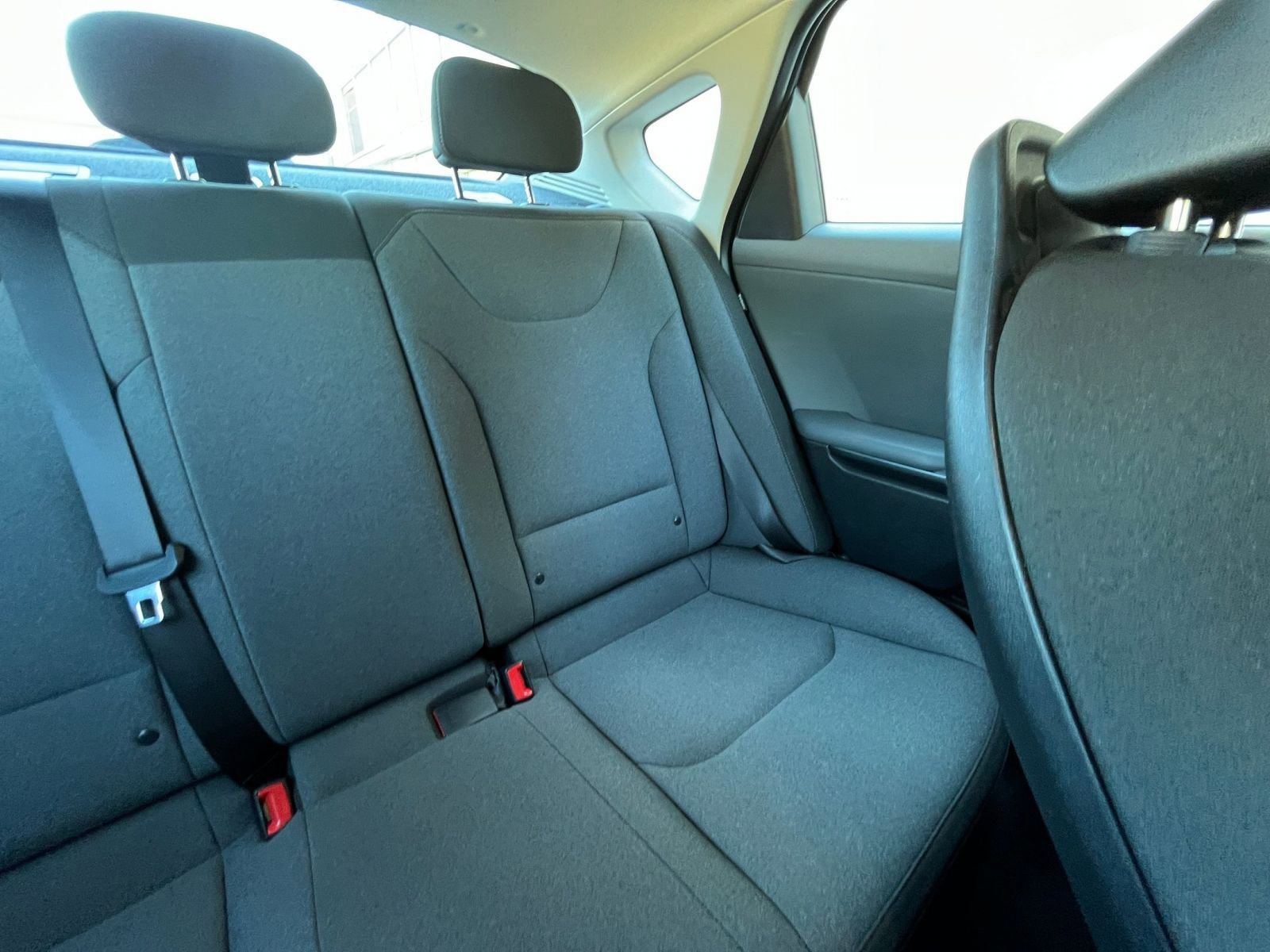 Used 2025 Kia K4 FWD image 36