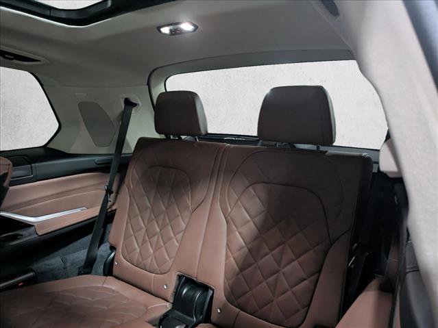 New 2026 BMW X7 xDrive40i image 18